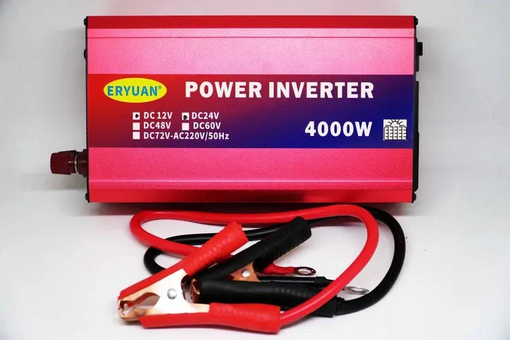 Автомобільний інвертор перетворювач 4000W з LED-екраном розеткою та USB роз'ємом